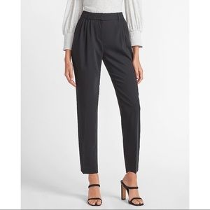 NWT Express High Waisted Pleated Front Ankle Pant